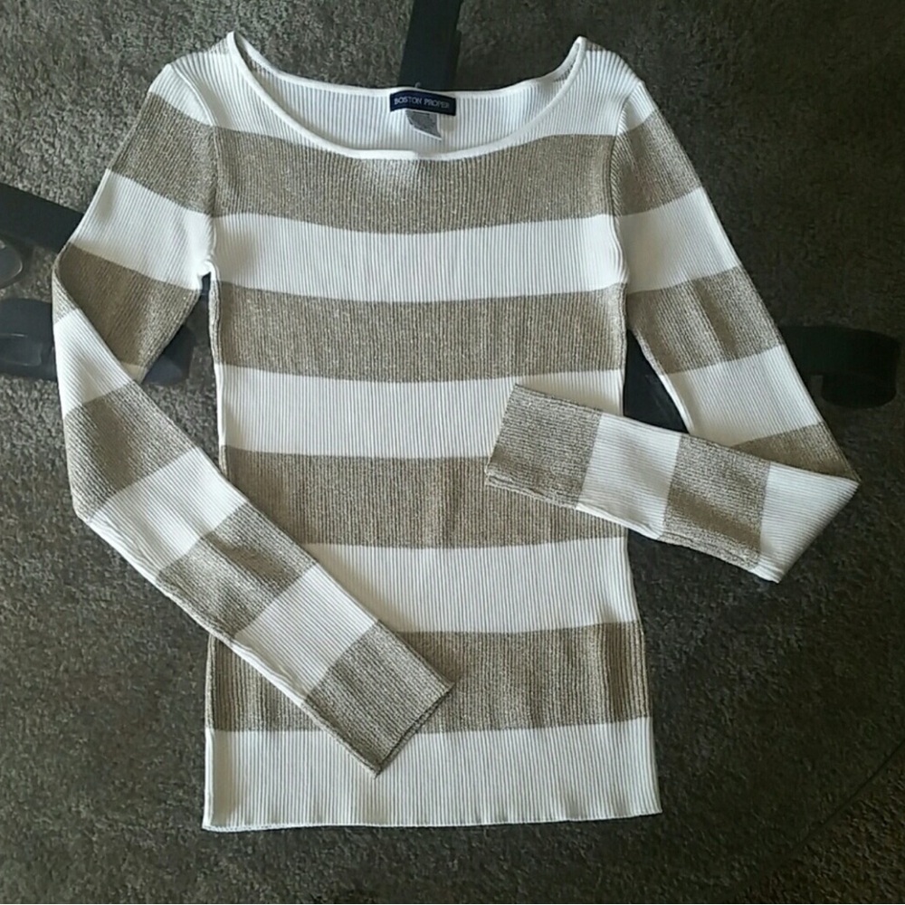 Boston Proper Classic Gold Metallic and White Crew Ribbed Top Size Small